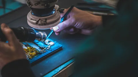 device repair near me